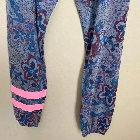 SUNDRY Paisley Joggers Size Small‎ - Picture 11 of 13